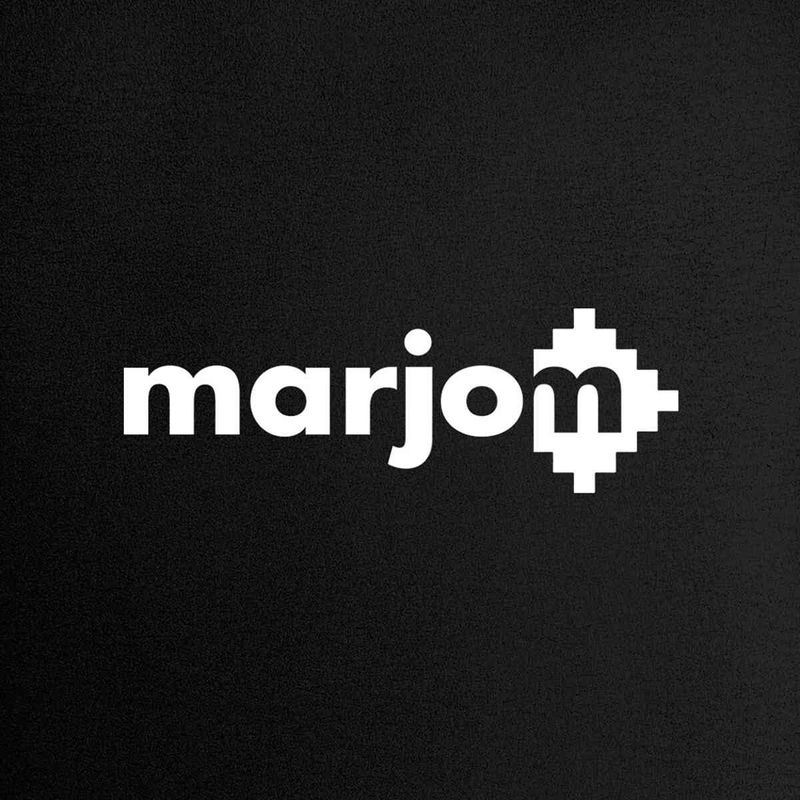 sofá 2 lugares novo asturias velveten marjom cinza escuro (mp)