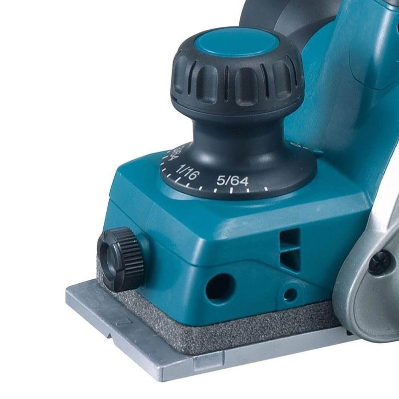 plaina elétrica makita 82mm 620w 127v 3.1/4" kp0800