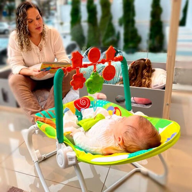 cadeira de descanso galzerano nina até 18kg verde - 5985