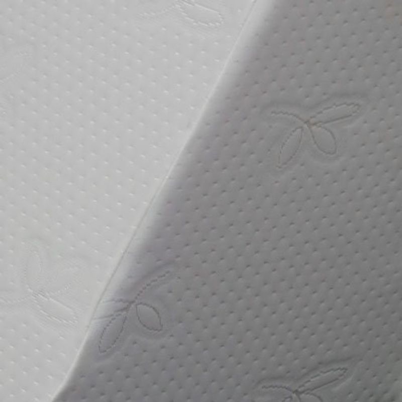 encosto triangular pelmex alveolado d18 d23 63x39x39cm