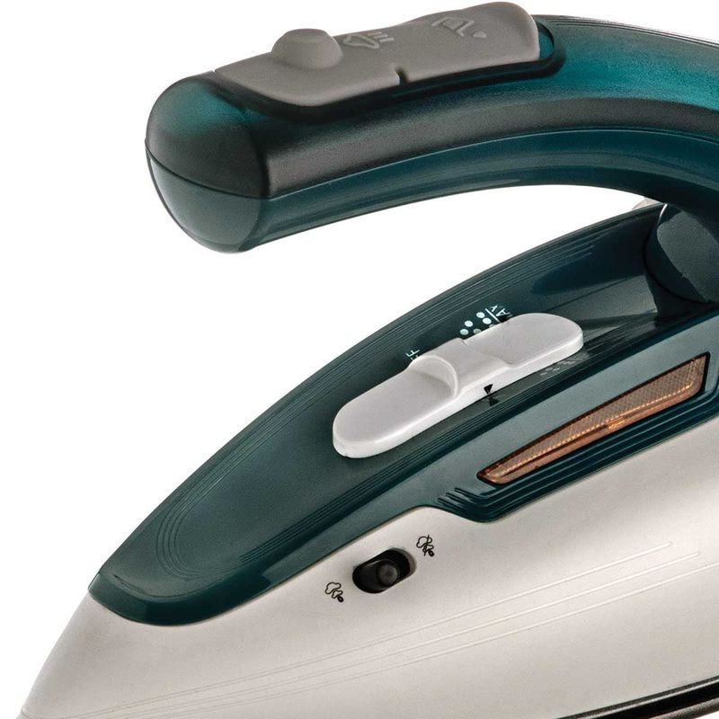 ferro de passar black+decker para viagem 777 bivolt verde e branco