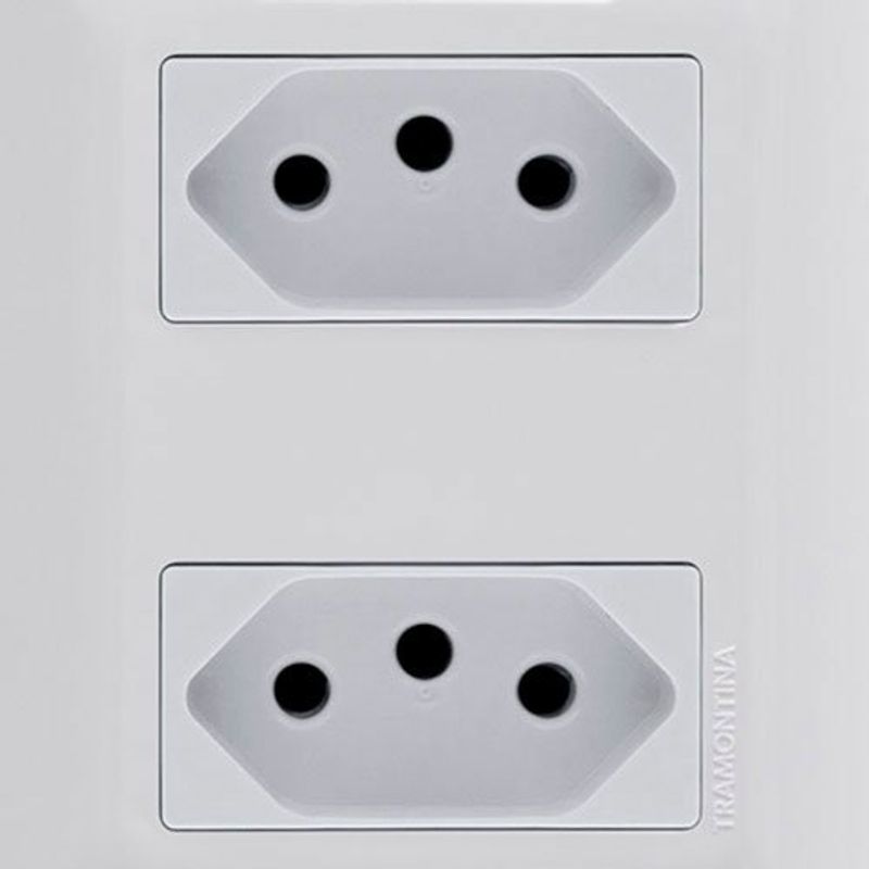 tomada dupla 2p+t de embutir tramontina 250v 20a aria branco (mp)