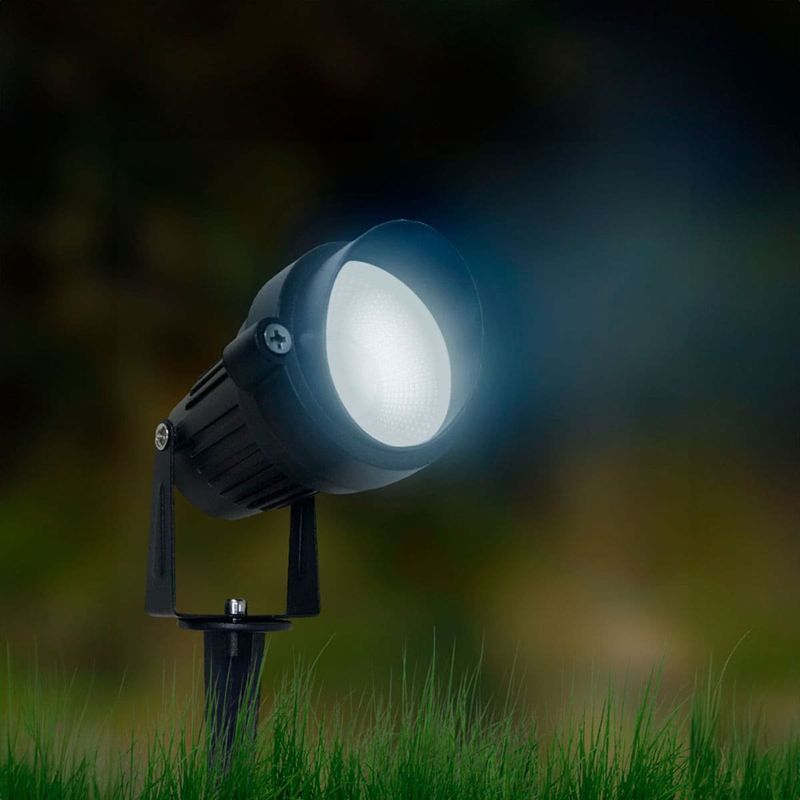luminária espeto led de jardim bronzearte bivolt 5w 6500k ip65 preto (mp)