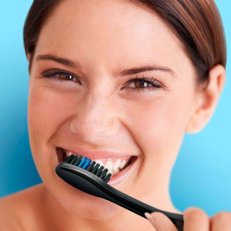 escova de dente oral b indicator black charcoal 2 unidades