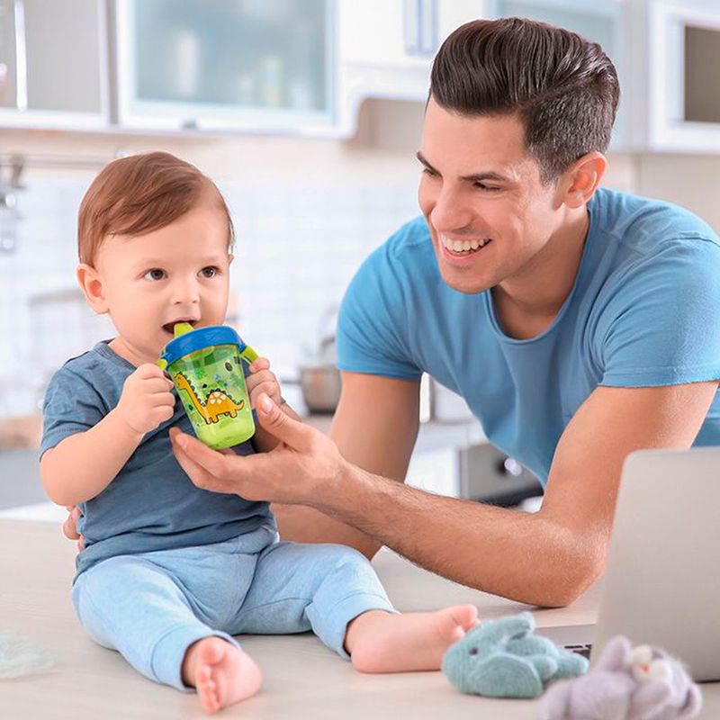 caneca infantil antivazamento lillo dinossauro 207ml