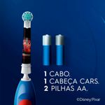 escova de dente elétrica infantil oral-b macia 3+ anos disney pixar carros + 2 pilhas aa