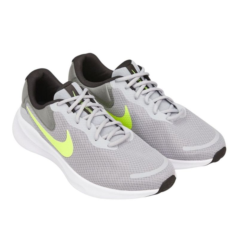 tênis esportivo masculino n°43 nike revolution 7 road running cinza verde 213789 (mp)