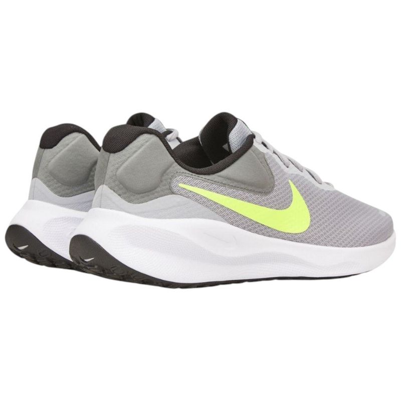 tênis esportivo masculino n°44 nike revolution 7 road running cinza verde 213789 (mp)