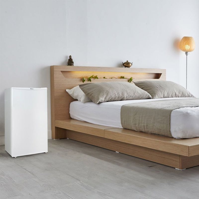 frigobar philco 93 litros com 6 níveis de ajustes branco pfg114