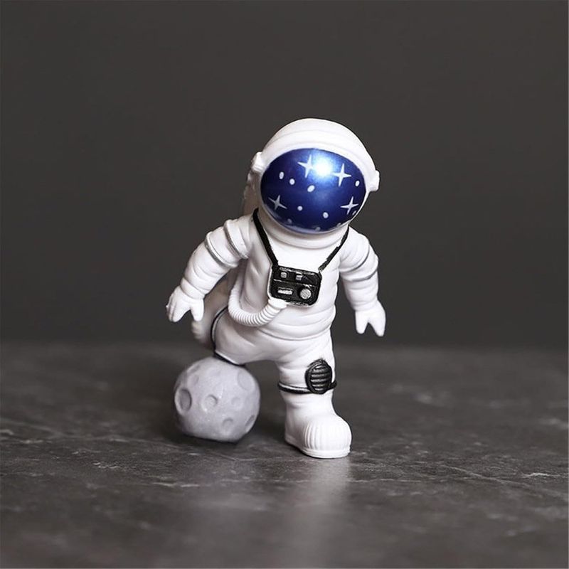 conjunto de 4 estátuas ni-jasw astronautas branco a-mbi