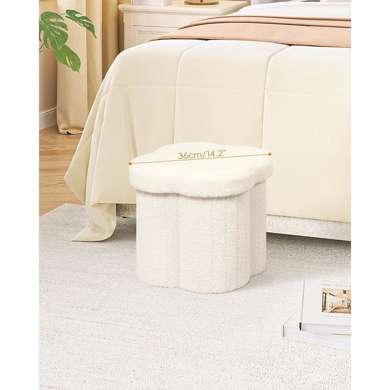 assento puff formato flor fsobeiialeo branco a-mbi