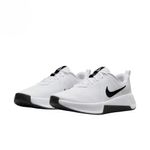 tênis esportivo masculino n°39 nike mc trainer 3 branco e preto (mp)