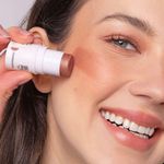 bastão 3 em 1 blush batom e sombra ollie fps95 terracota