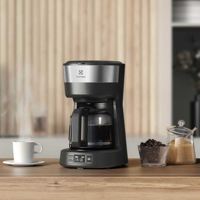 cafeteira elétrica electrolux experience programável com timer inox preta ecm25