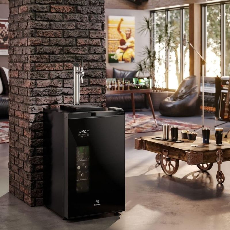cervejeira home bar electrolux frost free 100l 127v preto eb10c