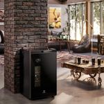 cervejeira home bar electrolux 100l frost free 127v preto eb100