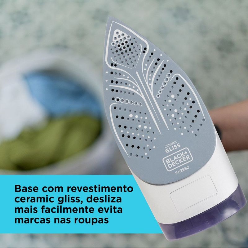 ferro de passar blacker+decker a vapor com spray lilás com branco fx2550-br