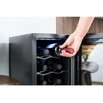 adega electrolux 08 garrafas acb08 painel touch bivolt preto 01081wba189