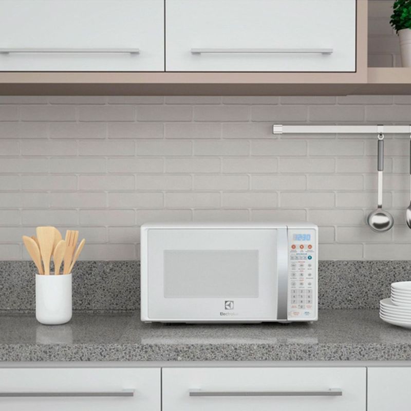 micro-ondas electrolux 20l função tira odor 127v mto30