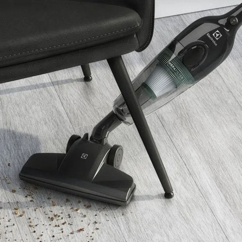 aspirador de pó vertical electrolux 1000w 02 em 01 preto stk12