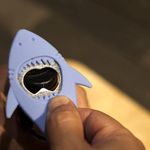 abridor de garrafa prana tubarão inox (mp)