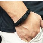 pulseira masculina trançada s/m courino preta 20cm (mp)