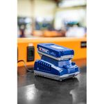 kit 2 baterias 20v e carregador tramontina cor azul e branco 43141525